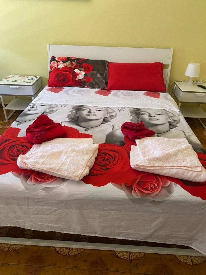 Hôtel Zona Pirri Casa Notte A Cagliari Extérieur photo